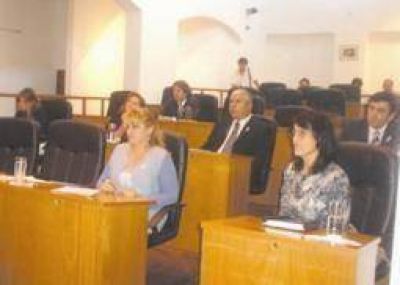 Parece agrietarse la relaci�n Beder-Quintela en el Concejo Deliberante