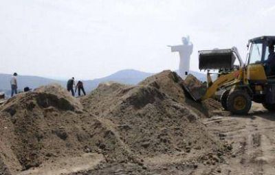 Preservacionistas en contra del Cristo de las Sierras