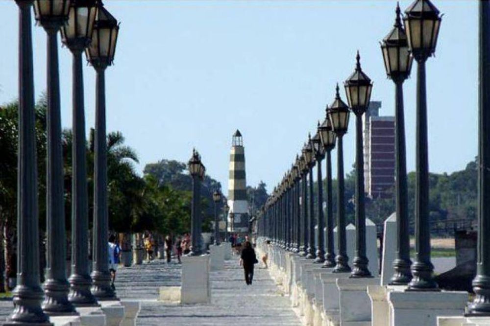 En reemplazo de bebederos: proponen dispositivos de carga de agua segura antiv�ndalos