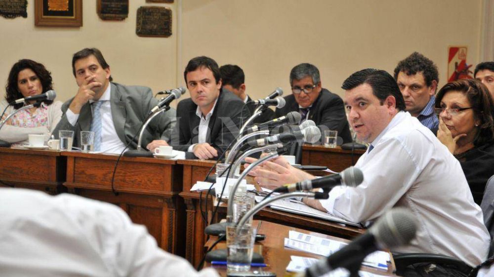El Concejo Deliberante aprob� la adhesi�n a la Polic�a Local impulsada por Daniel Scioli