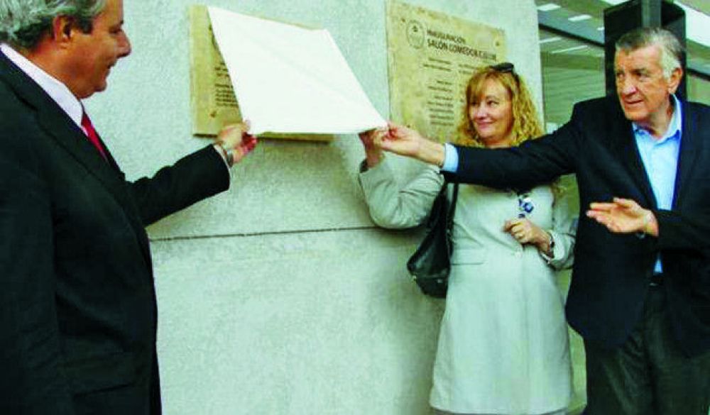 Estudiantes de tres facultades de la UNSJ estrenan Comedor Universitario