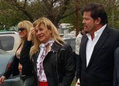 Andrea Rodr�guez reclam� a Nora de Lucia respuesta sobre infraestructura educativa