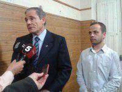 Charla sobre Educaci�n Integral de la Sexualidad en la Familia y la Escuela