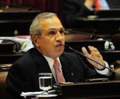 Caso Romero: Ratifican la competencia de la justicia ordinaria provincial en la causa por negociaciones incompatibles en el ejercicio de la funci�n p�blica 