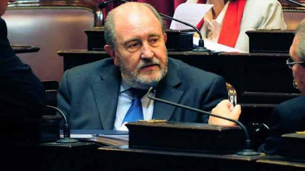 Verna vot� negativamente la Ley de Hidrocarburos