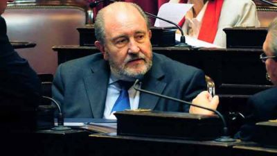 Verna vot� negativamente la Ley de Hidrocarburos