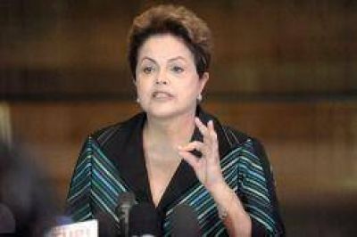 Rousseff retom� la campa�a y advirti� que los socialdem�cratas 