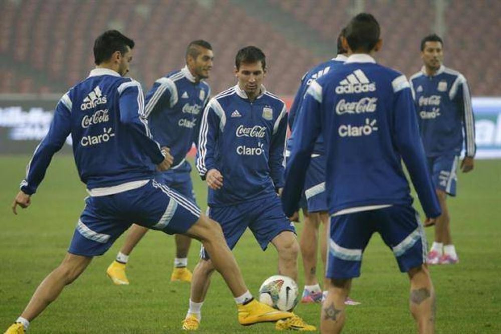 Con una sorpresa, as� formar� la selecci�n argentina ante Brasil en China