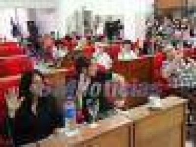 HCD San Mart�n: Aprobaron una escuela para Jos� Le�n Su�rez y discutieron horas sobre el verdadero peronismo