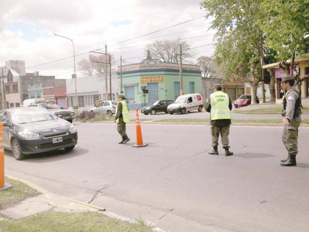 Intensifican control con Gendarmer�a