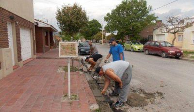 La municipalidad realiza obras de cord�n cuneta