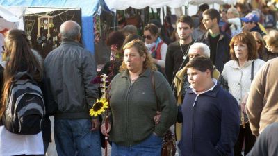 M�s de 400 artesanos se congregan en una nueva edici�n de la feria nacional en Bah�a