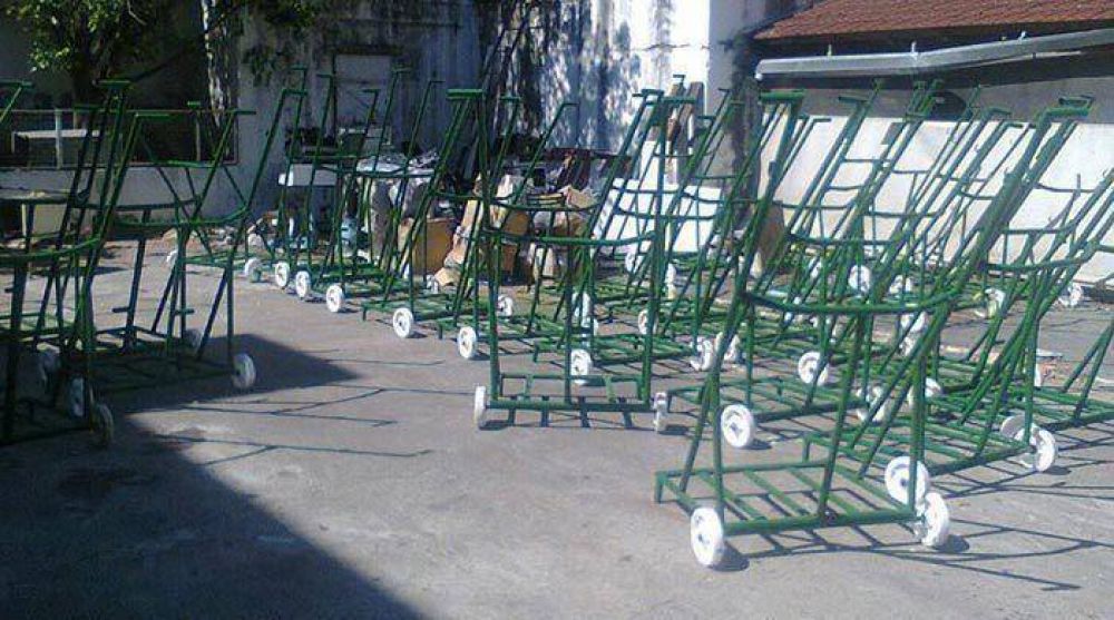 Cambiar�n los carros de los cartoneros