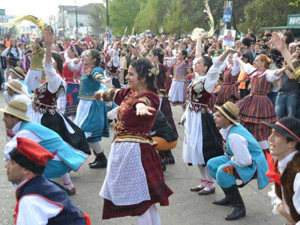 En Berisso eligen a la Reina de la �Fiesta del Inmigrante�    