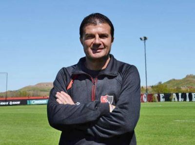 Raggio afirma que en Newell's hay que �estar a la altura, juegue quien juegue�