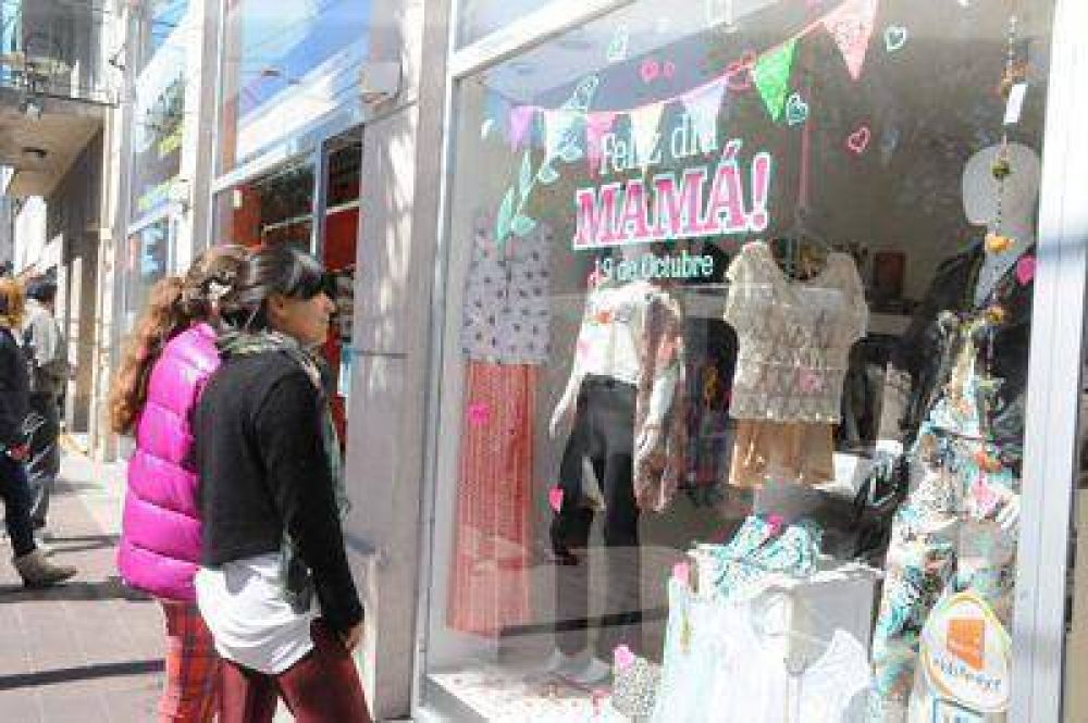 Comerciantes esperan incrementar sus ventas por el D�a de la Madre
