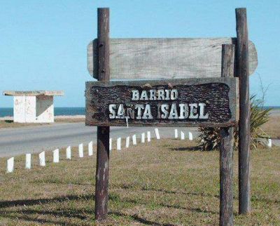 Balearon a una mujer y a su marido en el barrio Santa Isabel