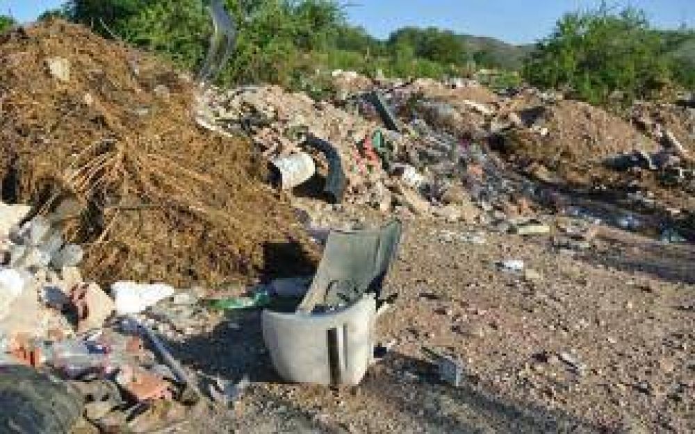 Pergamino: Denuncian a funcionario de ser responsable de planta de residuos clandestina