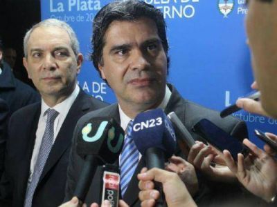 Capitanich en La Plata: �Muchos creen que estar relacionados con el mundo es ser s�bditos de EE.UU.�