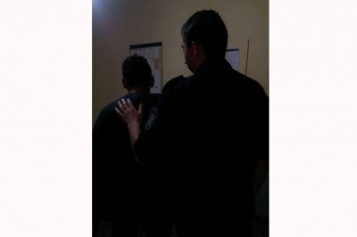 Una discusi�n entre vecinos termin� con un joven baleado en barrio Mosconi