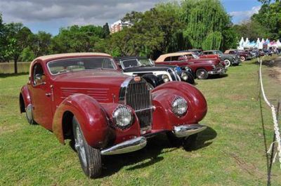 Todo el glamour de los autos antiguos en San Isidro