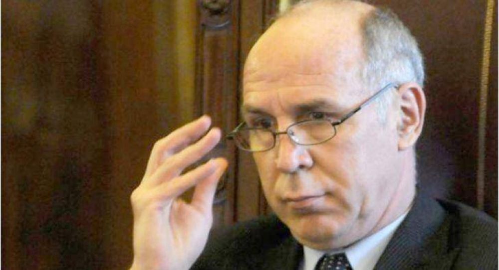 Lorenzetti lamenta las p�rdidas de dos colegas