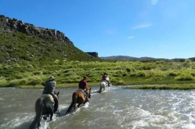 Los turistas que viajaron por el feriado gastar�n 1.002 millones de pesos