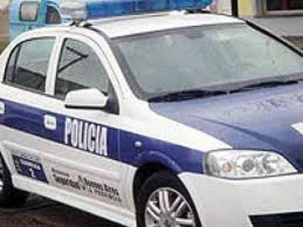 INSEGURIDAD SIN FIN: ACRIBILLAN A UN JOVEN EN LANUS DE 5 TIROS CUANDO CARGABA SU AUTO PARA VIAJAR A LA COSTA