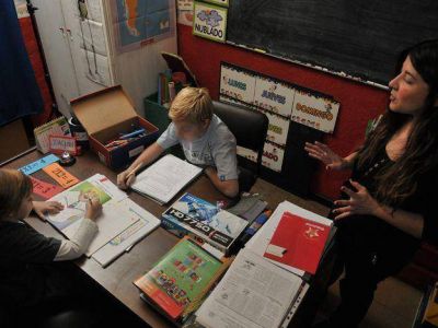 In�dito: vicedirectora no manda a sus hijos al colegio porque no eran felices y los prepara ella misma