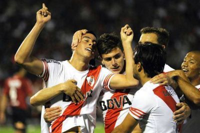 River gan� en Rosario y es cada vez m�s l�der
