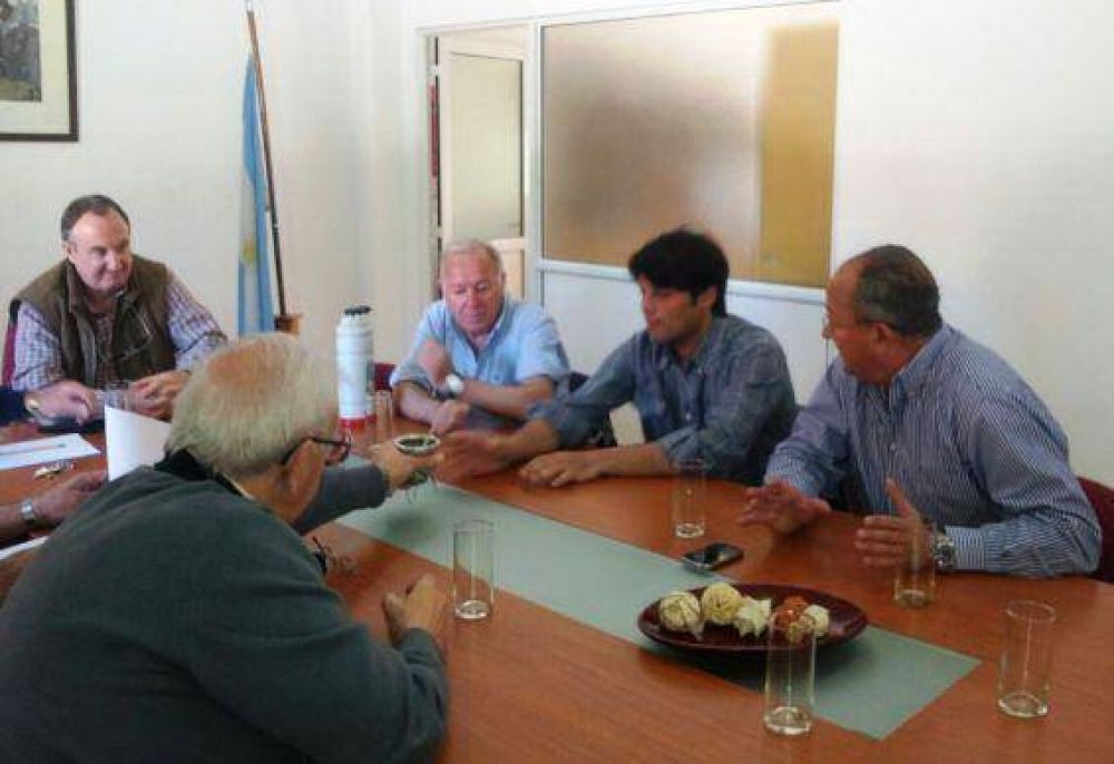 Marino se reuni con representantes de la Cmara de Comercio de Santa Rosa