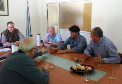 Marino se reuni� con representantes de la C�mara de Comercio de Santa Rosa
