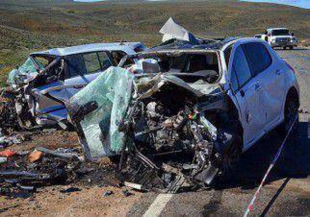 Seis muertos en un choque frontal sobre la Ruta 237 