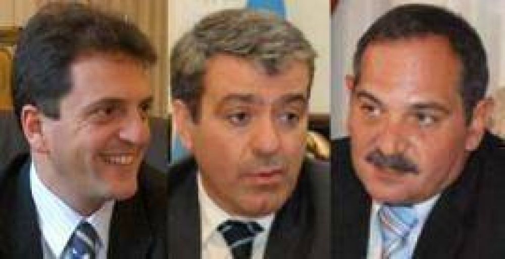 Alperovich le mand� a pedir a Massa que espere y no apoye a Jos� Cano