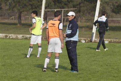 Troglio recupera varios soldados pensando en Olimpo