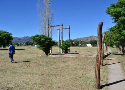 El Municipio dio marcha atr�s con el mercado en el Barrio Jard�n