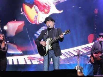 Joaqu�n Sabina cerr� su gira con un multitudinario show en Tigre 