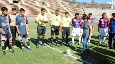 Villa Cubas gan� el cl�sico y la Copa �Ra�l �el Loco� Ju�rez�