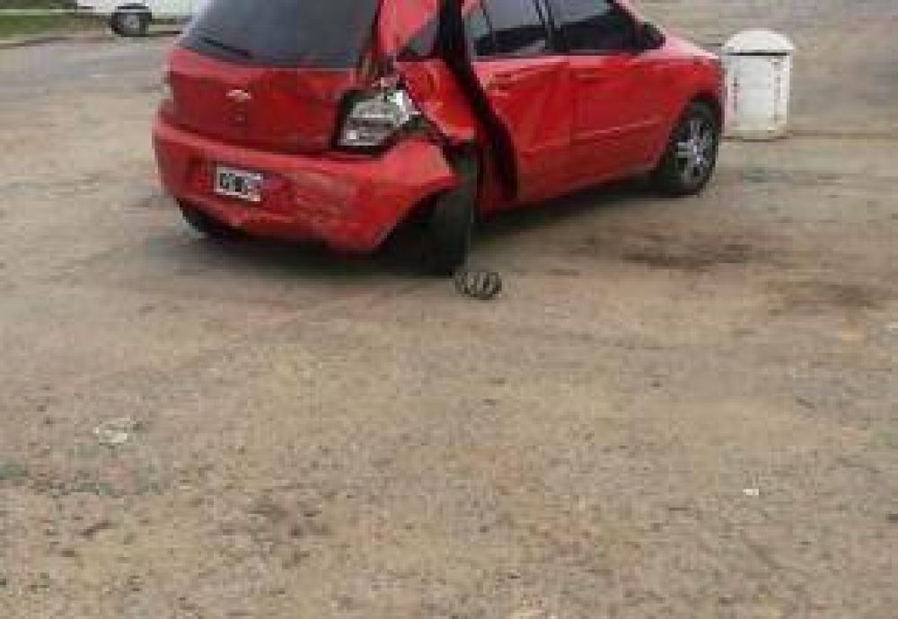 Baradero: Seis automviles chocaron en una estacin de servicio