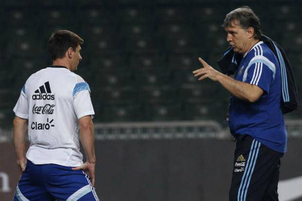 Desde las 9, la Argentina enfrenta a la d�bil Hong Kong con equipo alternativo