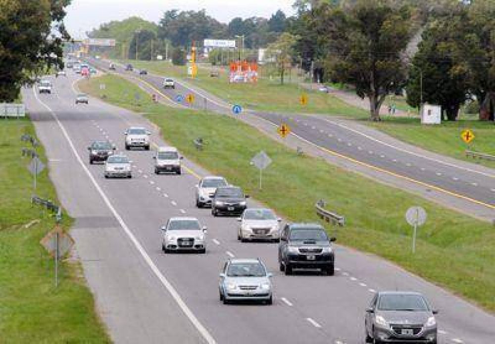 El intenso ritmo vehicular marc� el �xodo tur�stico