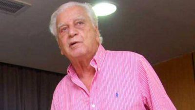 La dirigencia pol�tica record� a Cafiero por su compromiso con la democracia