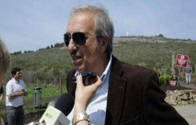 �Hay muchas cuadras con granitullo y el paso del tiempo va a obligar a tomar una decisi�n�, adelant� Civalleri