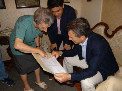 Emocionado, Mauricio Macri visit� sus or�genes italianos