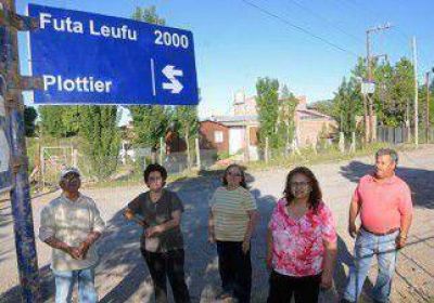 Nadie repara la calle que divide Plottier de Neuqu�n 