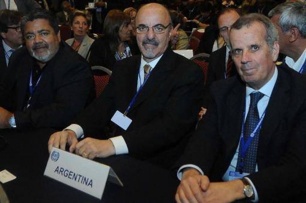 Se inaugur� la 18� reuni�n regional de la OIT, con elogios a la regi�n y cr�ticas a los buitre