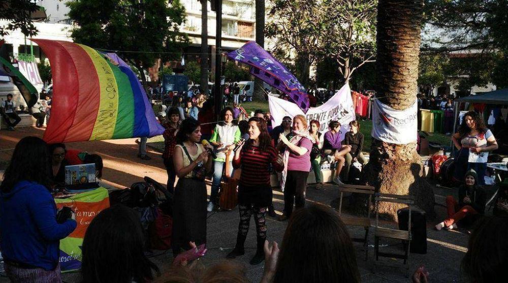 El encuentro nacional de mujeres dej� el centro capitalino con rastros de vandalismo