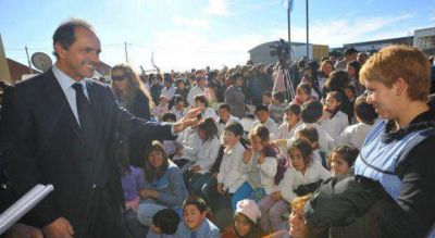 Pese a los pedidos, Scioli confirm� que el ciclo lectivo 2015 comenzar� el 2 de marzo