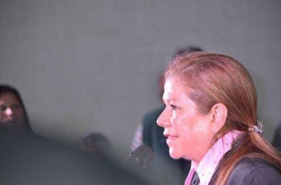 El discurso de Graciela Cama�o en Moreno fue tomado como modelo por los seguidores de Sergio Massa