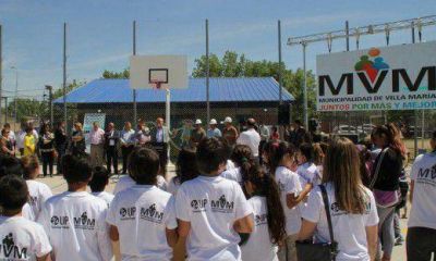 Accastello inaugur� un nuevo play�n deportivo en Villa Mar�a